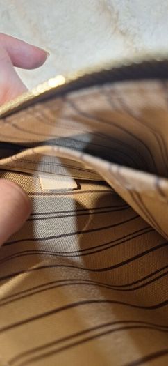 Louis Vuitton Neverfull Pouch Authentic
