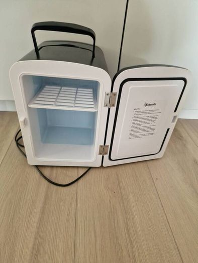 make up fridge
