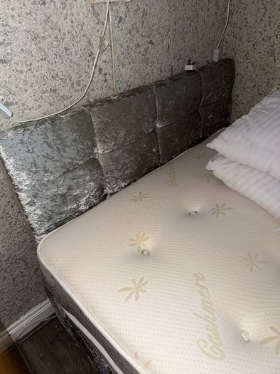Small 4ft double bed with mattress