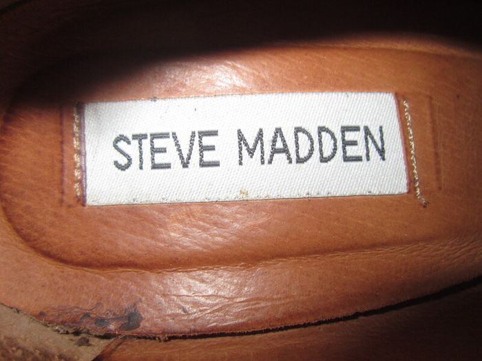 STEVE MADDEN    suede, black size 6