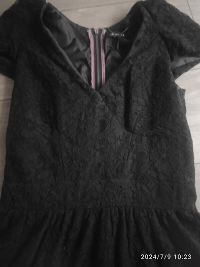 Lace dress