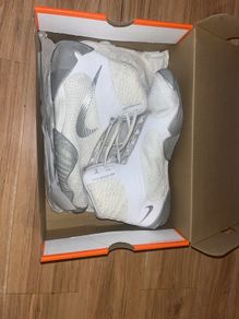 Nike Tawa