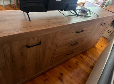 sideboard