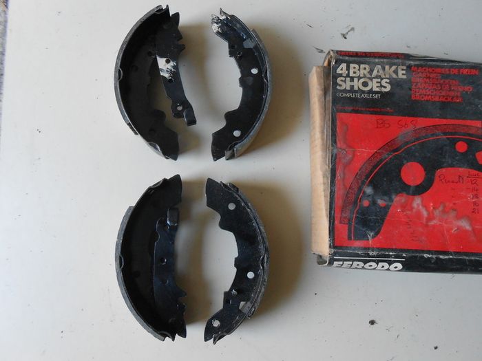 Renault 12 Brake Shoes.