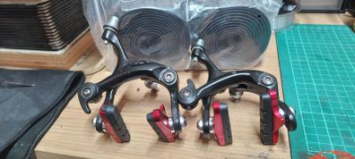Road bike brakes