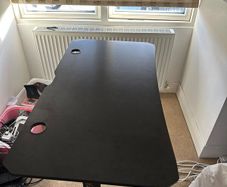 X Rocker gaming desk