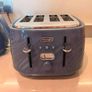 De'Longhi Ballerina Kettle & 4-Slice Toaster Set Excellent Condition Image 4