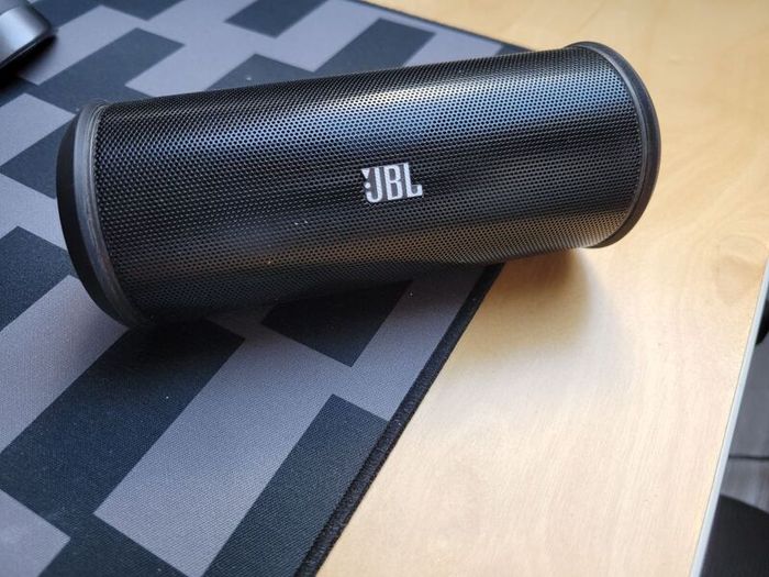 jbl flip 2