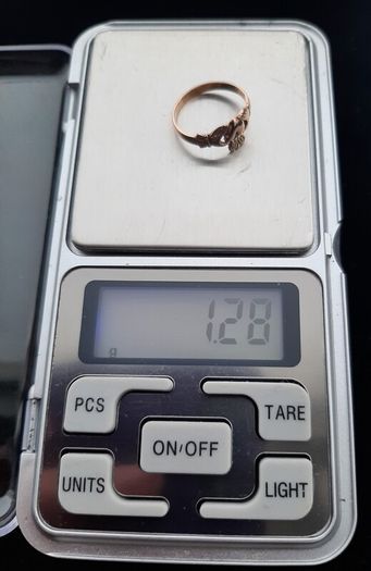 Claddagh ring 9ct gold