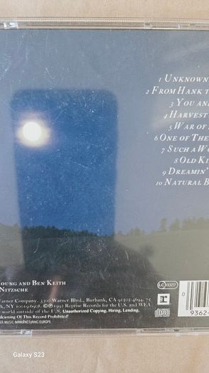 Neil Young - Harvest Moon.