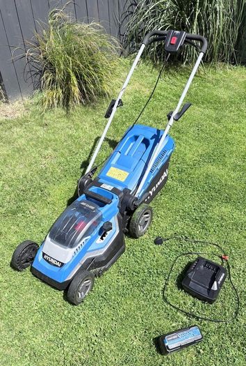 Hyundai 40V Cordless Lawnmower