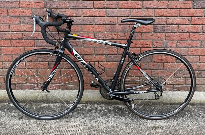Giant Road Bike