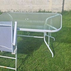 Garden table and 6 chairs