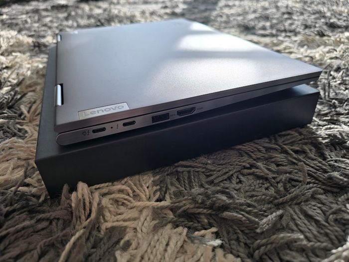 Lenovo X1 Yoga (6thgen) i7/512/32gb/4K  [High-Spec | Like New]