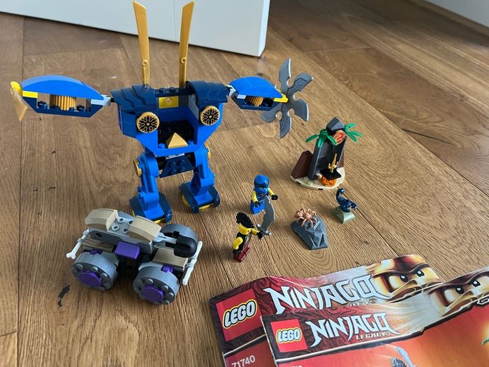 Lego Ninjago 71740 Jay's Electro Mech
