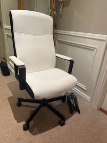 desk chair