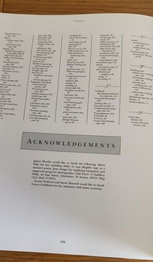 The Practical Encyclopedia of Cakes & Cake Decorating by Pickford, Murfitt (Paperback, 2000)