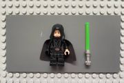 lego Star Wars sw1191 Luke Skywalker minifigure, Jedi Master (Black Hood and Cape)