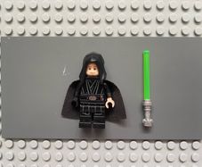 lego Star Wars sw1191 Luke Skywalker minifigure, Jedi Master (Black Hood and Cape)