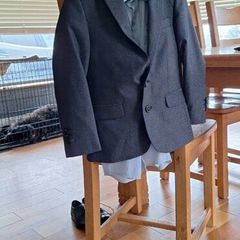 1880 Club boys suit and shoes