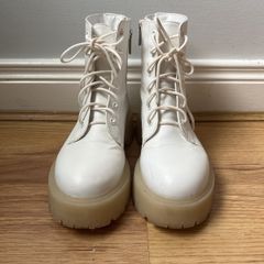 White lace-up boots UK 5