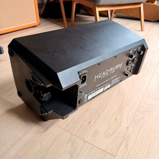 Headrush FRFR108 MKII (With case)