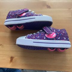 heelys