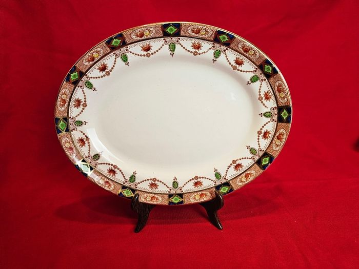 Small Arklow Platter, Alton pattern 812