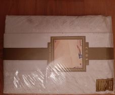 Duvet Set - White Embroideries- KING - Brand New