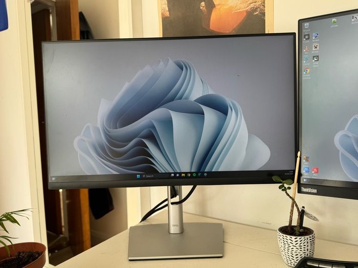 Dell P2422H 24 Full HD IPS Monitor Excellent Condition