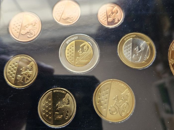 Northern Ireland Rhodium and 24k Gold Plated Specimen Titanic Set 2012 + Proof Medal UNC Only 2,000 Set's