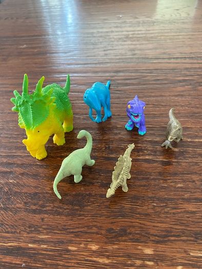 toys dinosaurs
