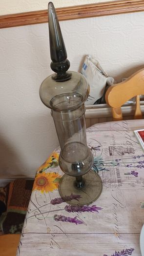 Apothecary type jar .