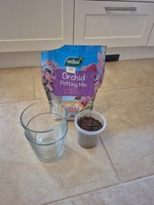 Orchid Pots and Mix