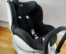 Britax Romer 360 car seat
