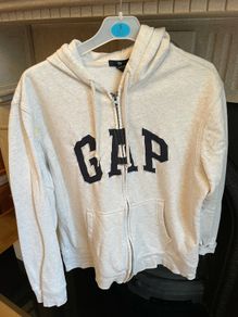 GAP Jumper Size M
