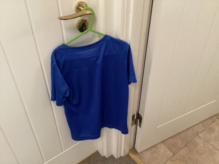 Adidas tshirt age 9/10