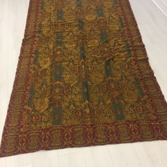 Mulberry throw