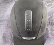 Equestrian hat