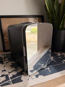 Chefman Mini Beauty Fridge with Mirrored Door (4L / Skincare & Drinks)