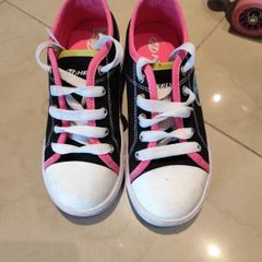 heelys