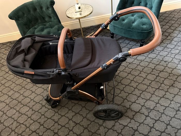 ickle bubba Stomp Travel System 3 in 1