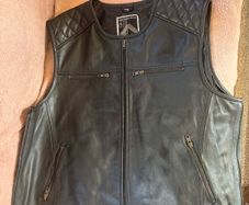 Leather vest/cut