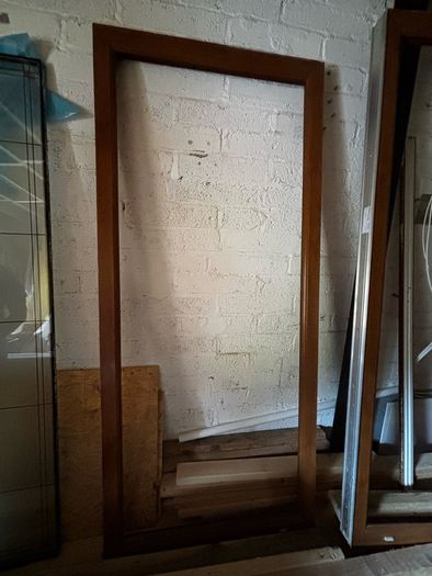 Side door glass