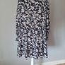 Gallery navy/gold print dress size UK 20 Image 5
