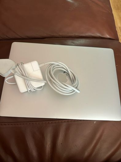 Apple Macbook Pro 16" (2019) A2141