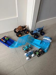 Monster Jam Bundle