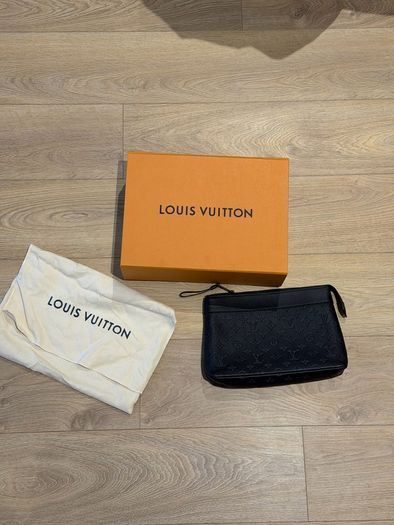 Louis Vuitton Pochette Voyage Souple