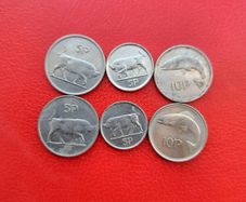 6 Irish coins 4 X5p and 2 X 10p