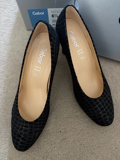 Gabor high heel shoe